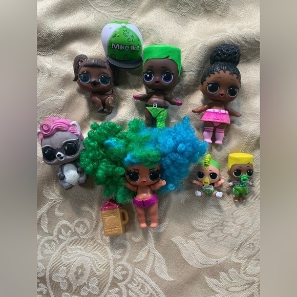 Mixed Lot of LOL Dolls, Babies and Pets - Picture 1 of 2